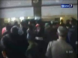 Ribuan Penumpang Kereta Ekonomi Protes