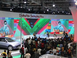 Papa Gak Pulang Beibeh, Papa ke IIMS...