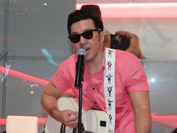 Naif: Pulang dari IIMS Bawa Mobil Satu-satu, Jakarta Jadi Apa?