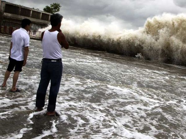 Topan Usagi Terjang China