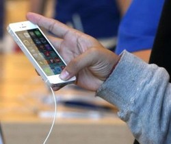 Terbukti! Touch ID iPhone 5S Bisa Dibobol Hacker