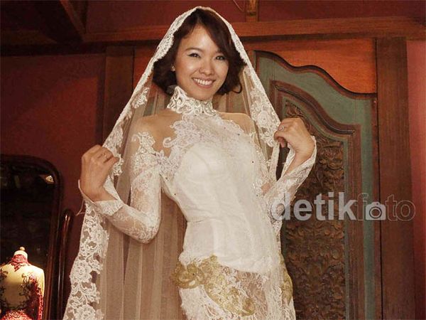 Mengintip Baju Pengantin Winda Viska