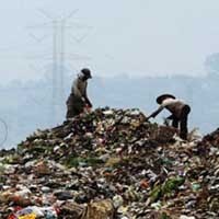 Pengelolaan Sampah di LPA Benowo Surabaya akan Dievaluasi