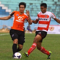 Loyola Meralco Taklukkan Persepam 3-1