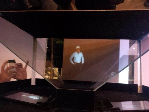 Sambut APEC, XL Pamer Teknologi Hologram via 4G LTE