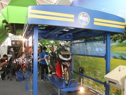 Cuci Kendaraan Robotik Karya Anak Bangsa