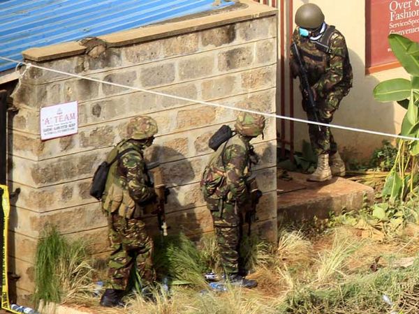 Militer Kepung Penyandera di Mal Kenya