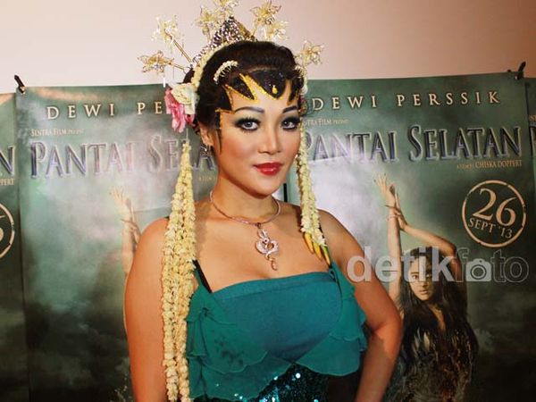 Ketika Fifie Buntaran Jadi Nyi Roro Kidul