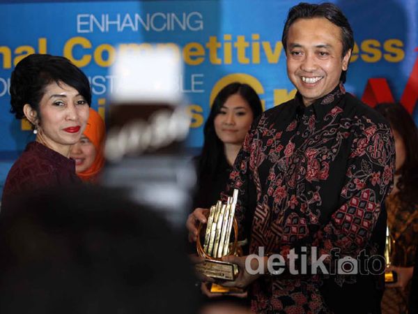 Anugerah Bussines Review 2013