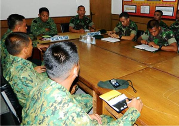 Angkatan Darat Brunei Kunjungi Yonkav-1