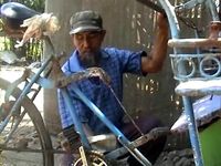 Tukang Becak Naik Haji