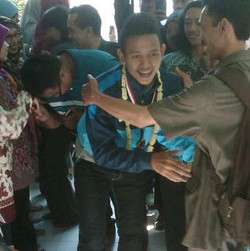 Yama dan Muchlis Jadi Idola Baru di Kampung Halaman