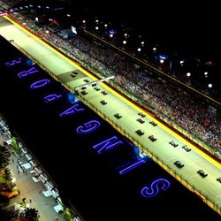 Kilau Terang dari Marina Bay