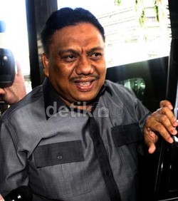 KPK Geledah Rumah Olly Dondokambey di Manado Terkait Kasus Hambalang