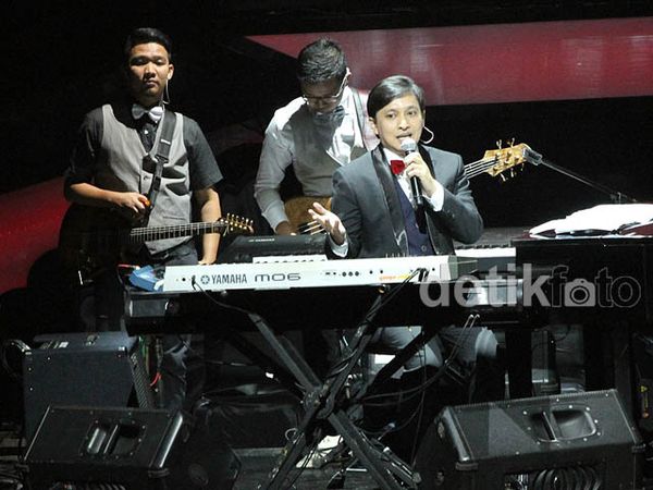 Konser Irreplaceable Yovie And His Friends