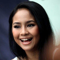 Makin Dewasa, Gita Gutawa Rajin Merawat Diri