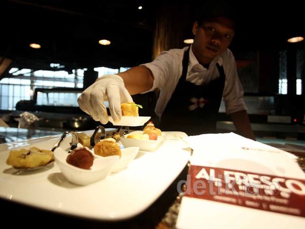 Al fresco Dining Booklet dari OCBC NISP