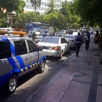 Langgar Larangan Parkir, Pengemudi Proton Emosi Saat Ditilang