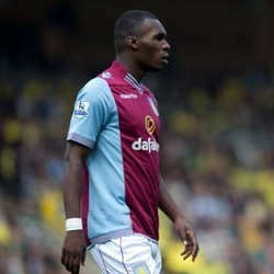 Cedera Pinggul, Benteke Diperkirakan Absen Enam Pekan