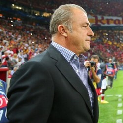 Terim Tak Lagi Rangkap Jabatan Usai Dipecat Galatasaray