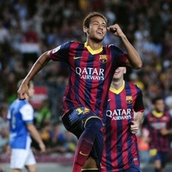 Senangnya Neymar Usai Cetak Gol Perdana di Liga