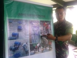 Ini Jaring Apung Kopassus yang Bersihkan Ciliwung