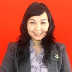 Diduga Berselingkuh, Ini Hakim Cantik yang Terancam Dipecat