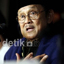 BJ Habibie: Usia Saya 77 Tahun Tapi Semangat Saya Umur 17 Tahun
