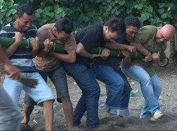 Aura Mistis di Balik Permainan Bambu Gila