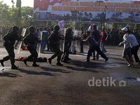 TNI Gelar Simulasi Pengamanan KTT APEC