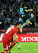 Napoli Ditahan Sassuolo