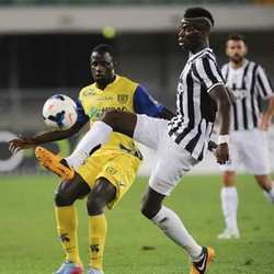 Juventus Atasi Chievo 2-1