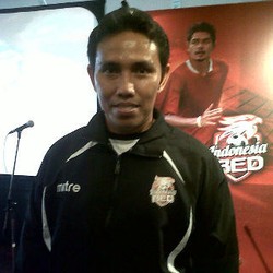 Bima Sakti dkk. Serius Hadapi Mantan Bintang-Bintang MU