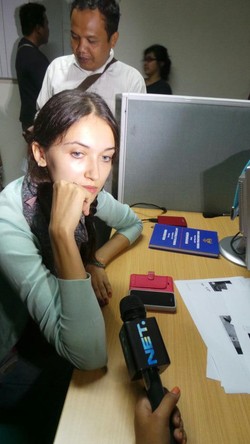 Salahi Izin Imigrasi, Model Cantik Asal Rusia Diamankan