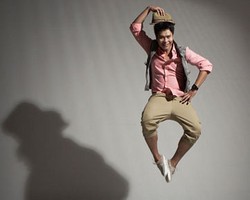 Ahli Bikin Wajah Camera-genic, Ryan Ogilvy Make-up Artist Langganan Seleb