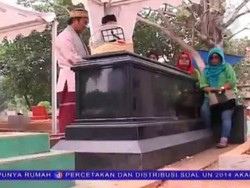Meski Melanggar, Keluarga Tetap Pertahankan Makam Uje