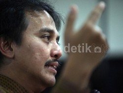 Roy Suryo Ingin Bangun Museum Mobil Kuno