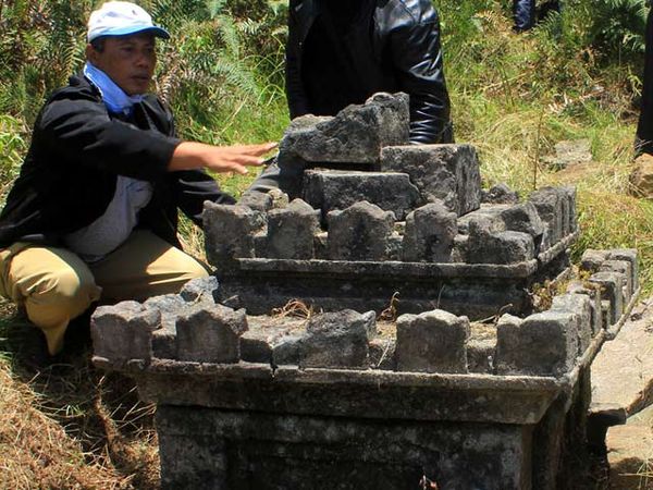 Bangunan Menyerupai Candi Ditemukan di Dieng