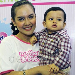 Demi Anak, Intan Nuraini Absen Sementara dari Dunia Hiburan