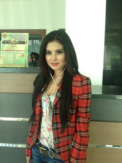 Pengacara: Keadaan Novi Sudah Tenang, Tangan dan Kaki Penuh Jahitan