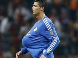 Hanya Punya 4 Ferrari, Sulit Bagi Ronaldo untuk Boyong LaFerrari