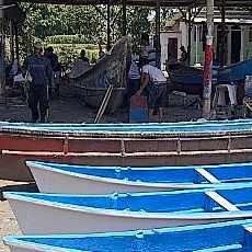 Pengrajin Perahu Fiberglass Beromzet Ratusan Juta Perbulan