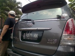 2 Minggu Pasca Dilantik, Ridwan Kamil Masih Pakai Sepeda dan Mobil Pribadi