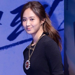 SNSD Akan Beri Kejutan Yuri di Premiere No Breathing