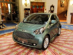 Mobil Mungil Aston Martin Stop Diproduksi?