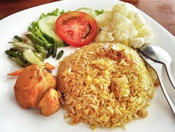 Nasi Goreng Ayam Kampung