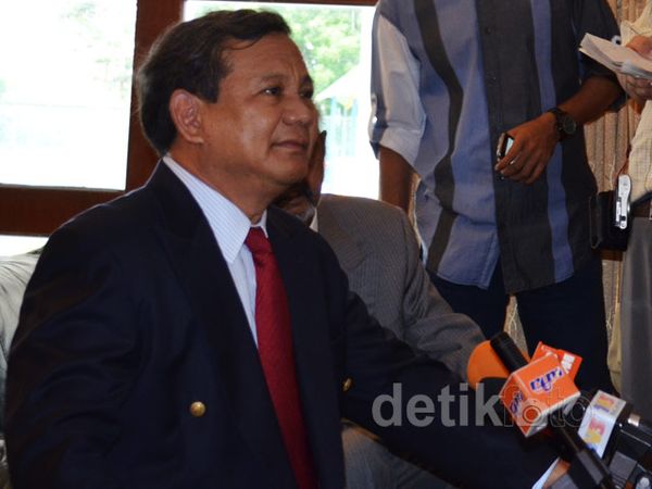 Prabowo Hadiri Sidang Putusan Sela Wilfrida Prabowo Hadiri Sidang Putusan Sela Wilfrida