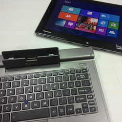 Ultrabook Detachable Tangguh Portege Z10t