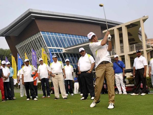 Turnamen Golf Piala Menpera