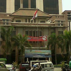 Susahnya Kibarkan Bendera 1/2 Tiang Saat G 30 S